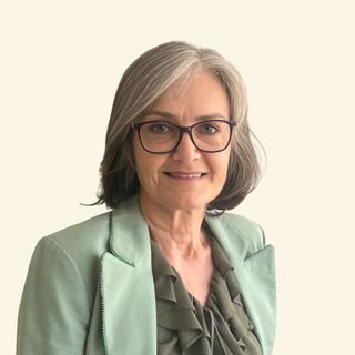 Dr. Elmary Driessen