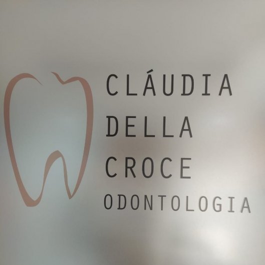 Dra. Claudia Maria de Carvalho Della Croce