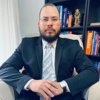 Dr. Cristiano Danúbio de Lima Alves