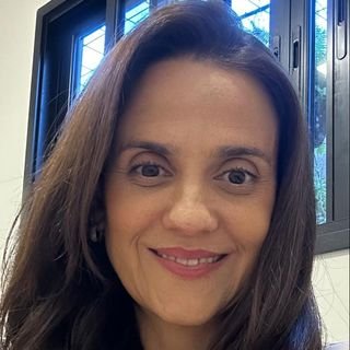 Dra. Paula Graziano de Oliveira Goes