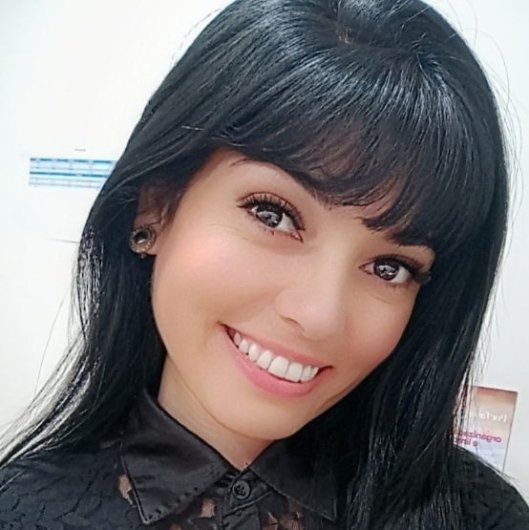 Dra. Ana Paula Soares Salvade Candido