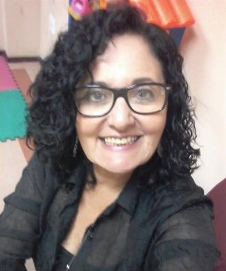 Dra. Rosângela Carreiro Fernandes