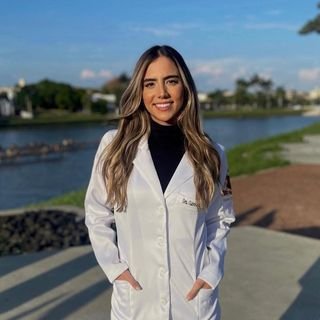 Dra. Gabriela Canut
