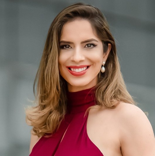 Dra. Nathalia Almeida