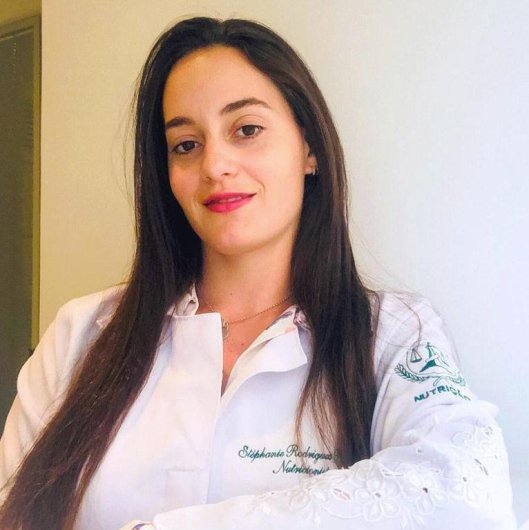 Dra. Stephanie Rodrigues Pereira