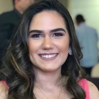 Dra. Amanda Moita Carneiro