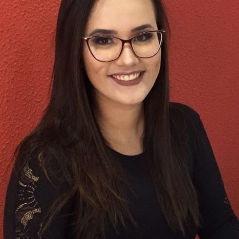 Dra. Amanda Prestes Alves
