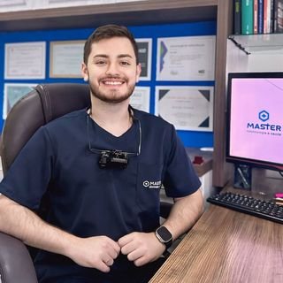 Dr. Rafael Stange