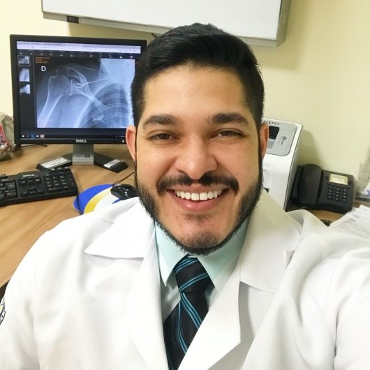 Dr. Eduardo Ditzel