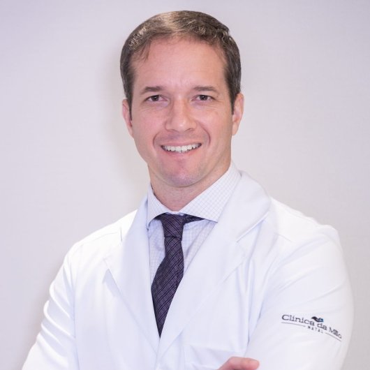 Dr. Yuri Vilar