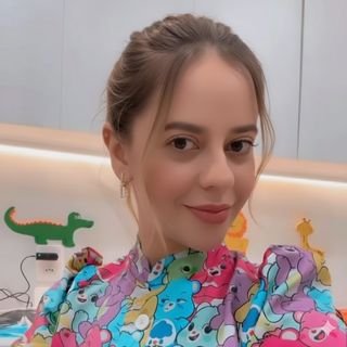 Dra. Adriana Campos de Queiroz Mesquita