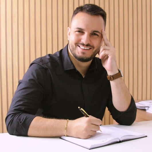 Dr. Thyago Henrique Neves