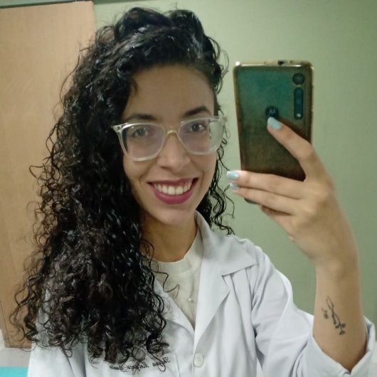 Dra. Thayna Melgaço