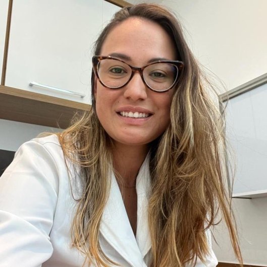 Dra. Jéssica Carneiro