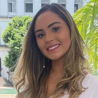 Dra. Maria Eduarda Barbosa de Souza