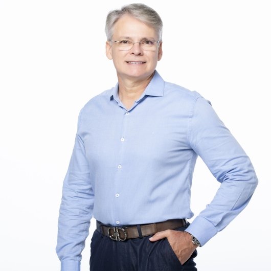 Dr. Yuri Afonso