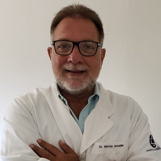 Dr. Marcos Arcader