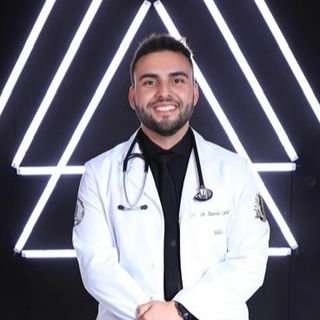 Dr. Marcelo Carvalho