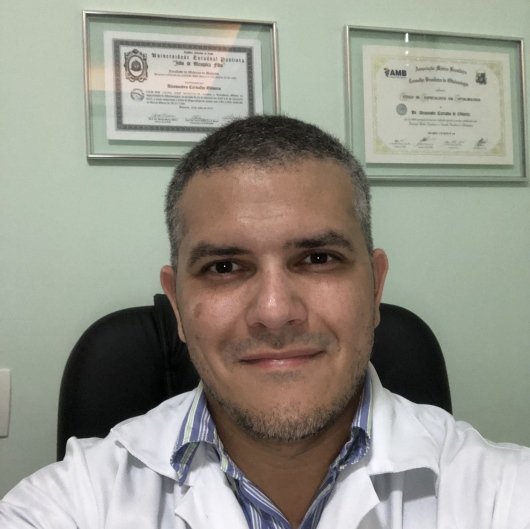 Dr. Alessandro Carvalho de Oliveira
