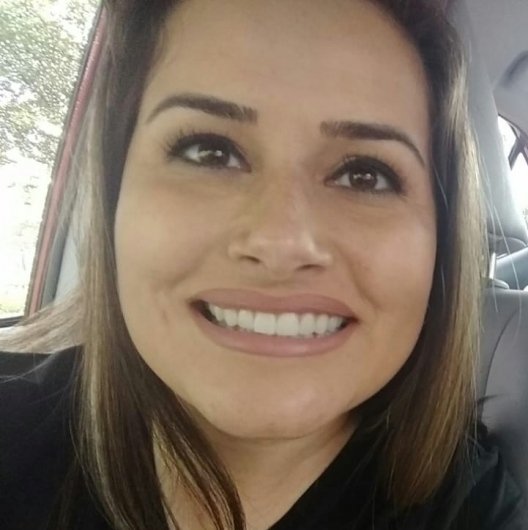 Dra. Vivian Prestes Almeida