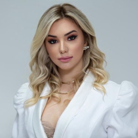 Dra. Camila Espínola