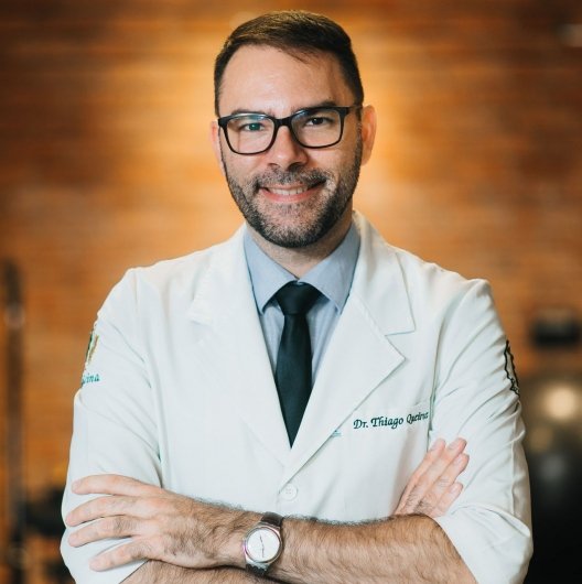Dr. Thiago Queiroz