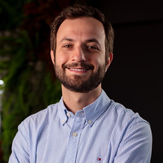 Dr. Renan B. Cardoso