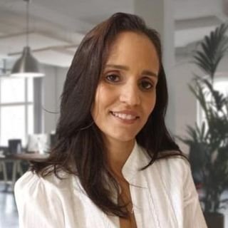 Marília Guimarães Deiró Leal