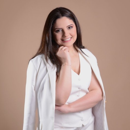 Dra. Renata Coelho Gomes