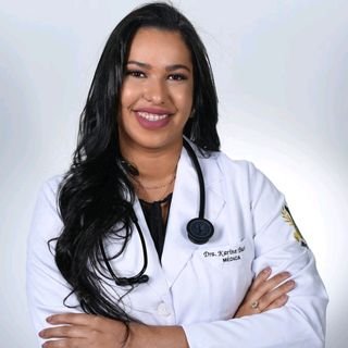 Dra. Karine Bastos