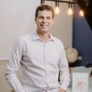 Dr. Mateus Mendonça Vargas