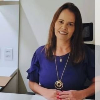 Dra. Renata de Oliveira da Silva Alves .