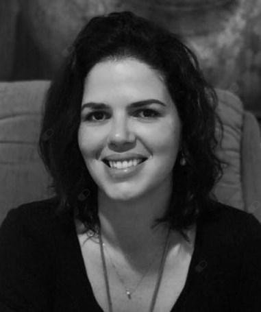 Dra. Nathalia Ramalho