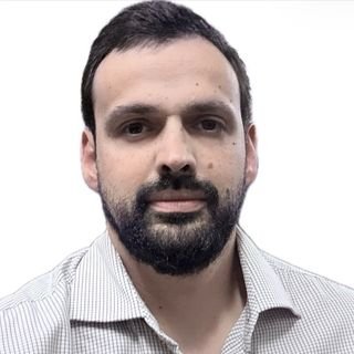 Dr. Rafael Britto Fernandes