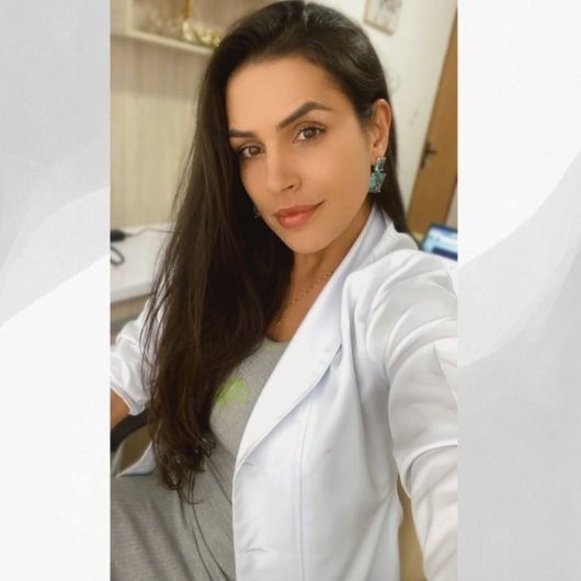 Dra. Caroline Soares Dias