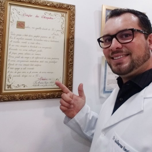 Dr. Guilherme Henrique Correia