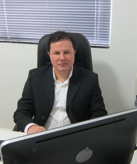 Dr. Alex Caetano Rolindo