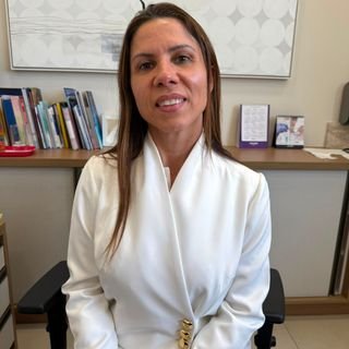 Dra. Mariana Lamussi de Andrade