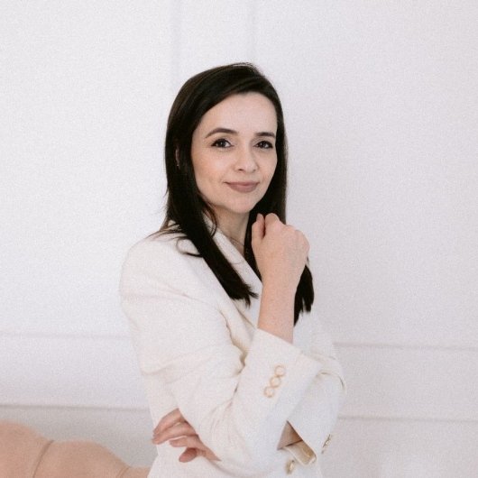 Dra. Nathália Arruda
