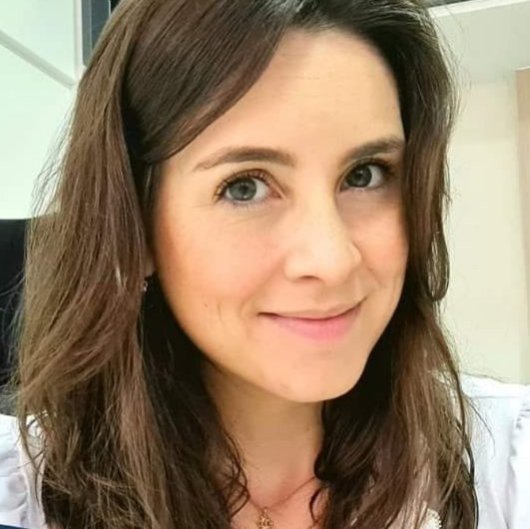 Dra. Patricia Silveira
