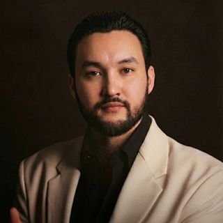 Dr. Edgar Yeiko Gongora Roca