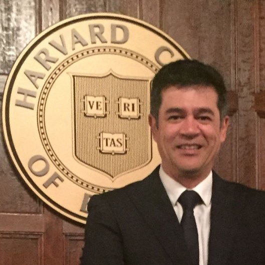 Dr. Carlos Bernardo Tauil