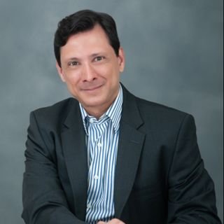 Dr. Dr. Marcello de Souza