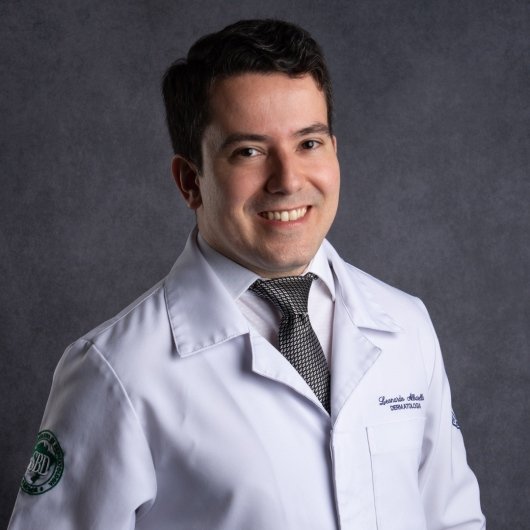 Dr. Leonardo Albarello