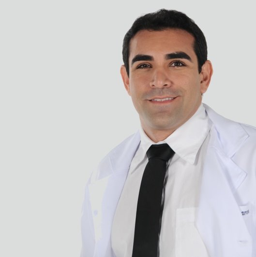 Dr. Artur Soares