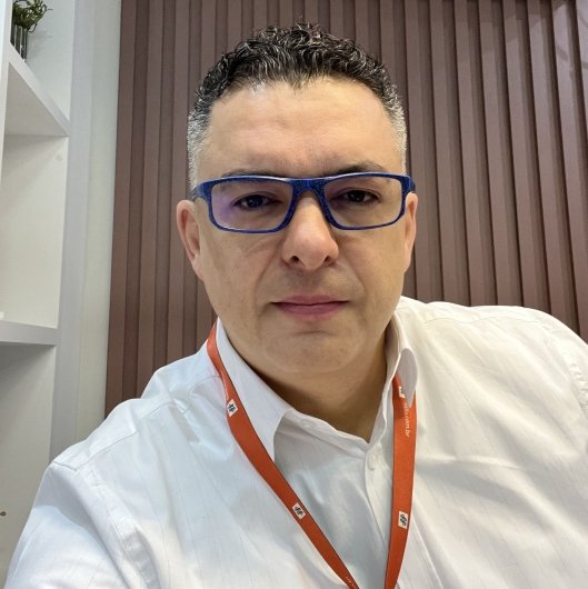 Dr. Tiago Oliveira Crossetti