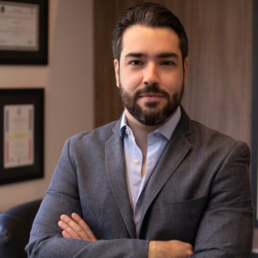 Dr. André Luiz Moreno