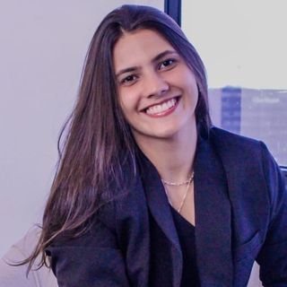 Laís Oliveira