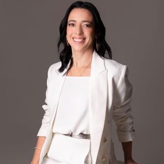 Dra. Andrea Camhaji Bianco