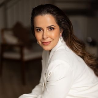 Dra. Rayara Porto